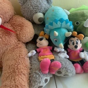 All come together. One small Mickey two minnie one medium size teddy etc